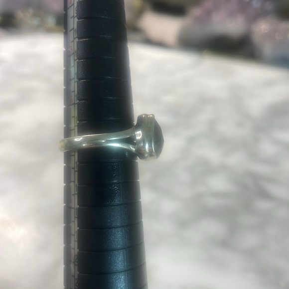 Gorgeous tear drop green amethyst ring in size 7 in 925 sterling silver - Picture 4 of 8